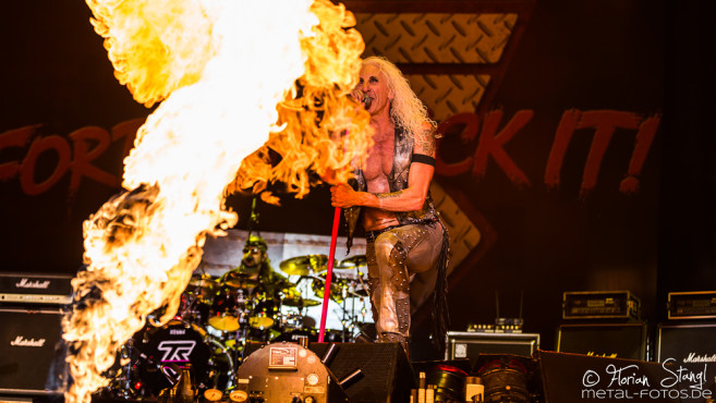 twisted-sister-bang-your-head-2016-15-07-2016_0097