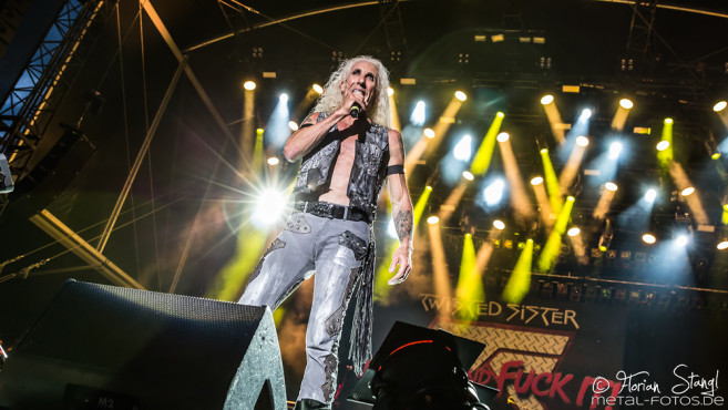 twisted-sister-bang-your-head-2016-15-07-2016_0106