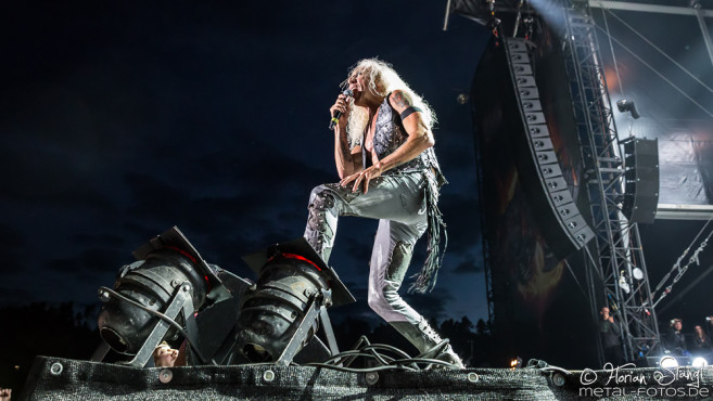 twisted-sister-bang-your-head-2016-15-07-2016_0115