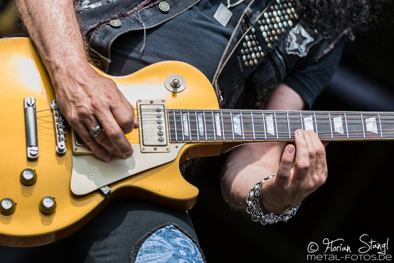voodoo-circle-masters-of-rock-12-7-2015_0004