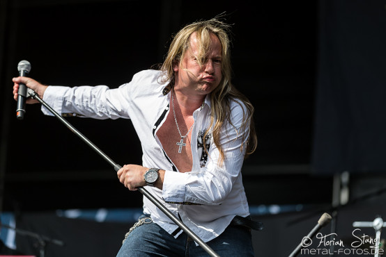 voodoo-circle-masters-of-rock-12-7-2015_0027