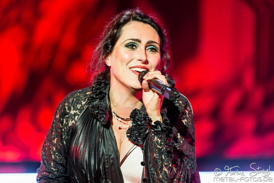 within-temptation-masters-of-rock-9-7-2015_0001