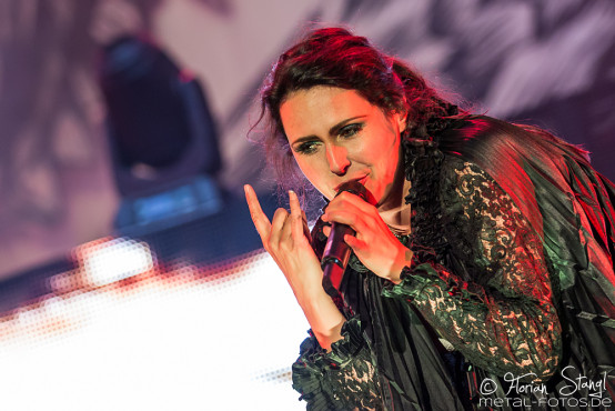 within-temptation-masters-of-rock-9-7-2015_0037