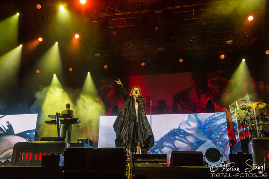 within-temptation-masters-of-rock-9-7-2015_0053