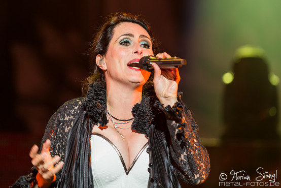 within-temptation-masters-of-rock-9-7-2015_0074