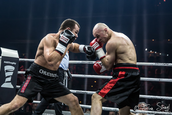 wbss-dmitrii-chudinov-siarhei-khamitski-arena-nuernberg-24-2-2018_0004