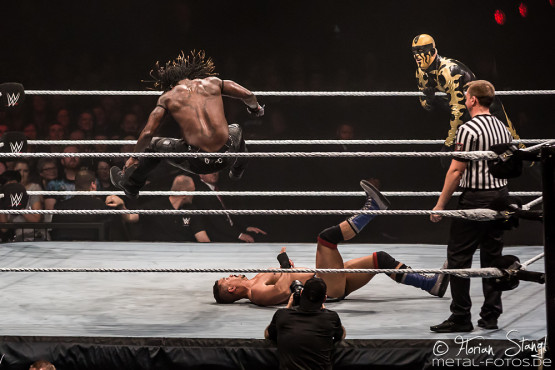 WWE Live Road to WrestleMania 2017