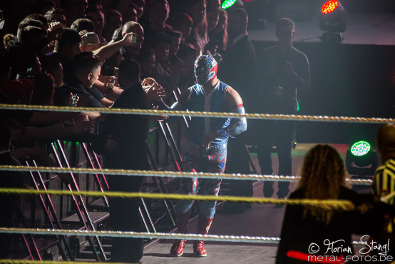 WWE Live Road to WrestleMania 2017