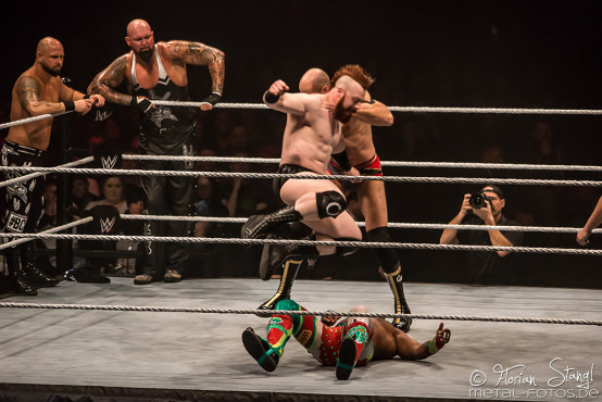 WWE Live Road to WrestleMania 2017