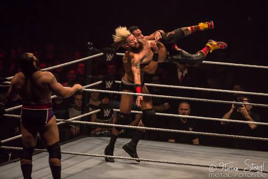 WWE Live Road to WrestleMania 2017