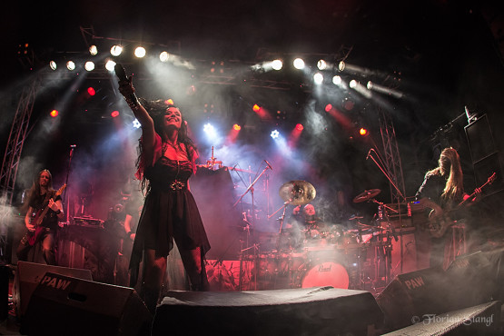 xandria-17-11-2012-geiselwind-musichall-18