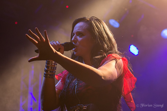 xandria-17-11-2012-geiselwind-musichall-33