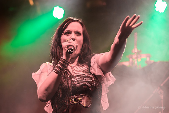 xandria-17-11-2012-geiselwind-musichall-8